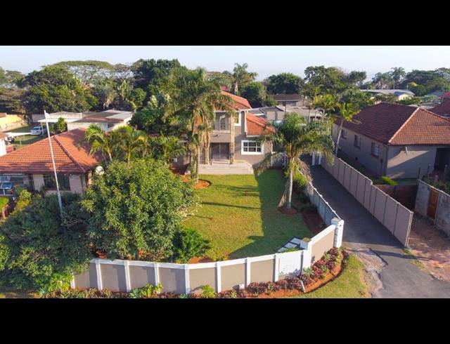 4 BEDROOM HOUSE FOR SALE IN BLUFF